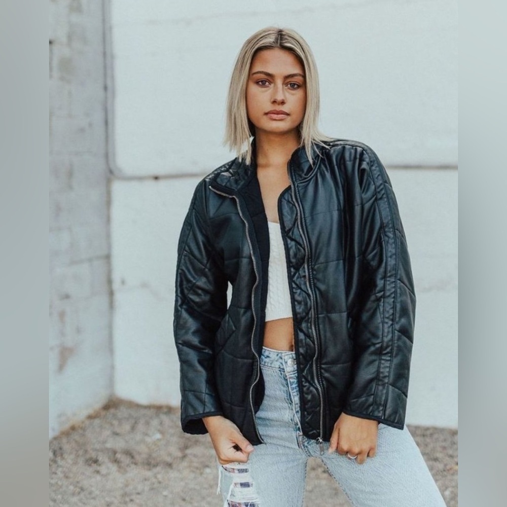 LIKE NEW! Free People Dolman Quilted Vegan Leather Jacket Black Womens Size L - Picture 9 of 9